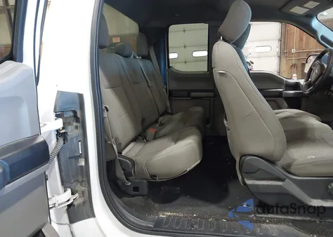 2019 Ford F-150 Xlt z USA, uszkodzony, nr VIN 1FTFX1E55KKC06597